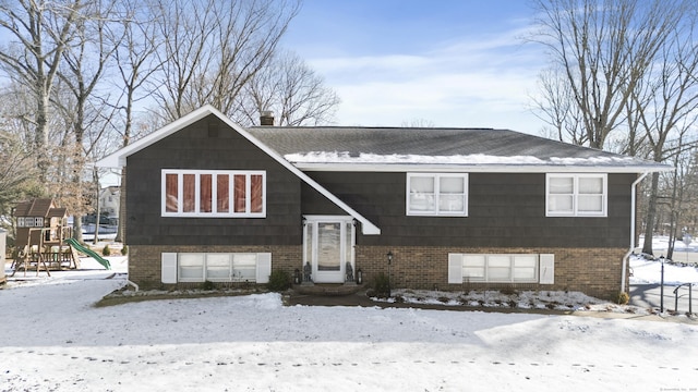 split foyer home featuring a playground