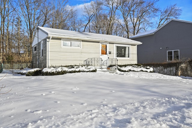 view of front of property