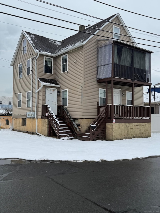 view of front of home