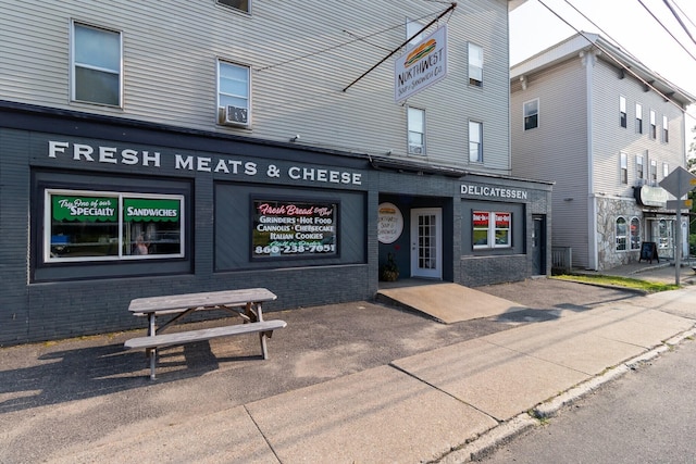 175 Main St, Winchester, CT 06098 - view of property