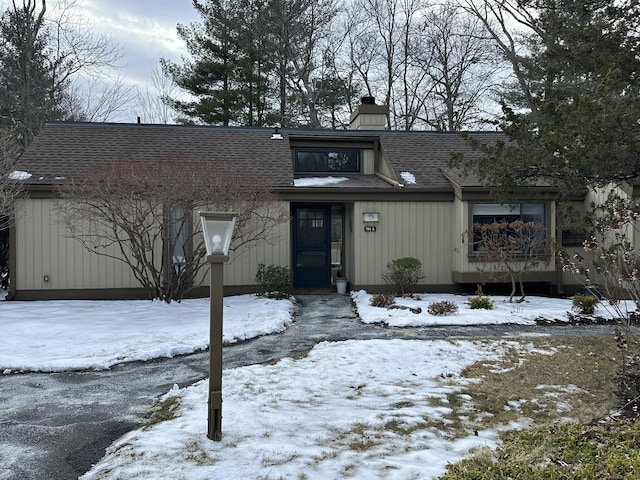 view of front of home