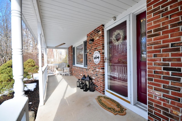 view of patio / terrace with covered porch