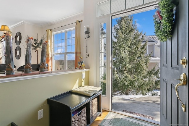 doorway with crown molding