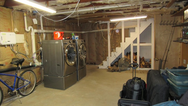 basement featuring washer and dryer