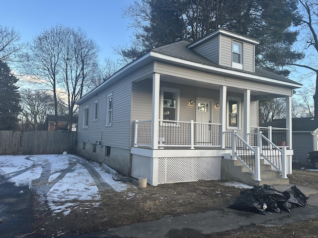 view of front of home with covered porch