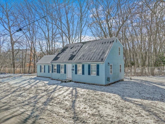 view of front of property