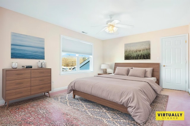 bedroom featuring ceiling fan