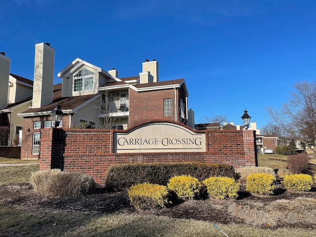 view of community / neighborhood sign