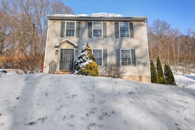 view of front of property