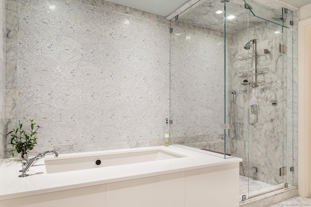 1060 Harbor Rd, Fairfield, CT 06890 - full bath featuring a marble finish shower and a garden tub