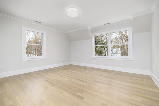 40 Hoyclo Rd, Stamford, CT 06903 - additional living space featuring baseboards, a healthy amount of sunlight, visible vents, and light wood-type flooring