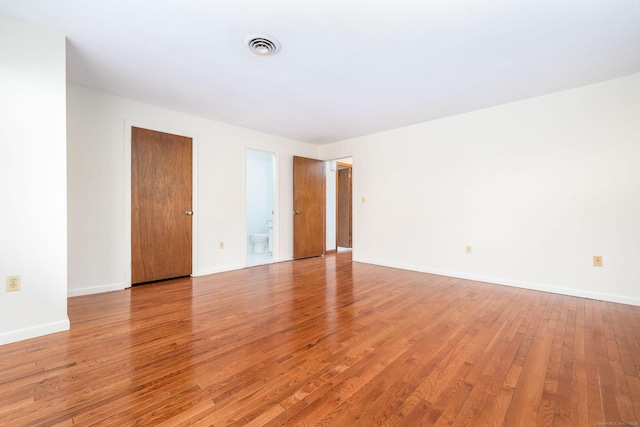 empty room featuring light hardwood / wood-style flooring