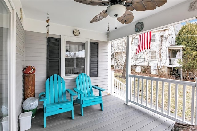 deck featuring ceiling fan