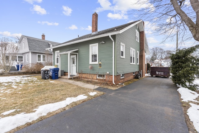 view of front of house