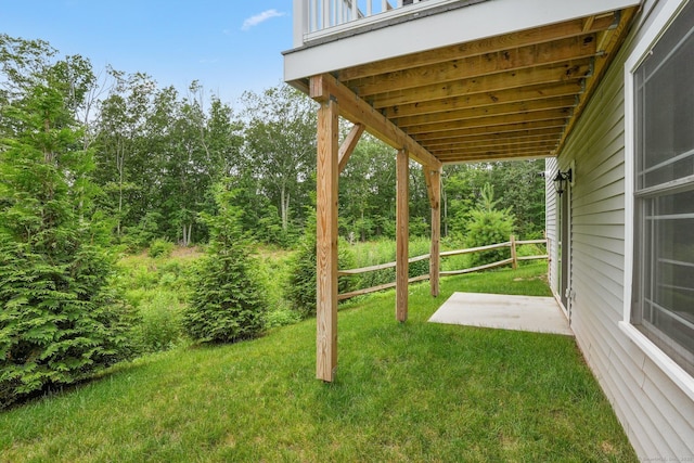 40 Newbury Ct Unit 40, North Haven, CT 06473 - view of grassy yard