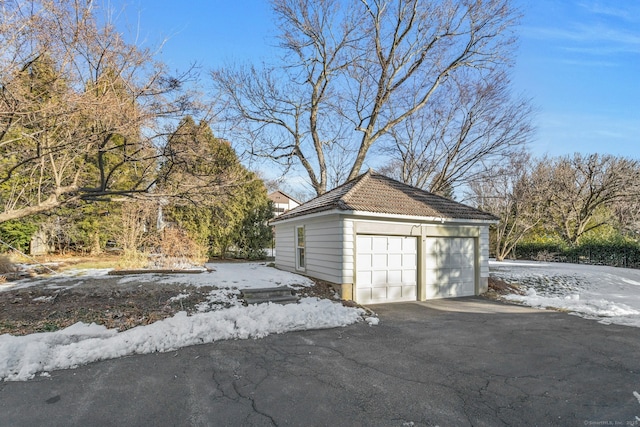 view of detached garage