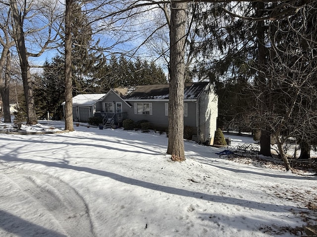 Listing photo 2 for 17 Schumacher Dr, Ansonia CT 06401