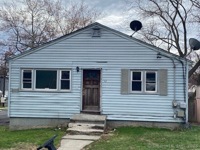 32 Ogden St, West Haven, CT 06516 - view of bungalow-style home