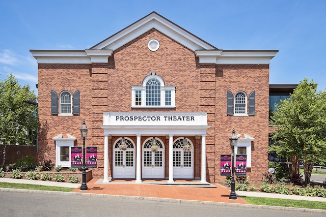 view of building exterior