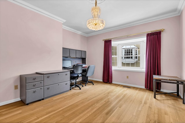 office area featuring visible vents, baseboards, an inviting chandelier, crown molding, and light wood-type flooring