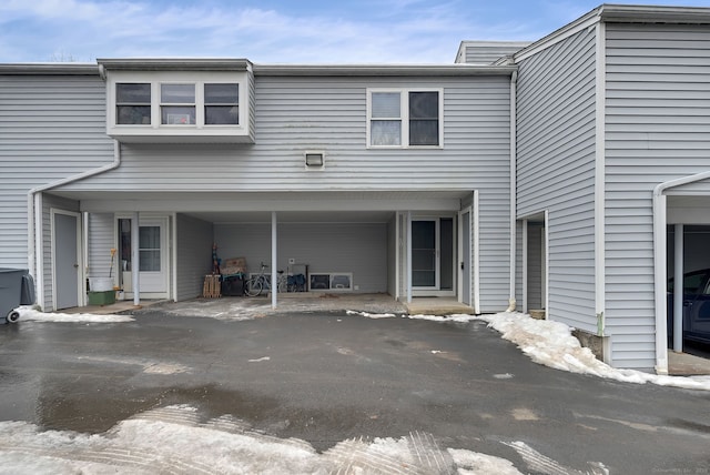 view of townhome / multi-family property