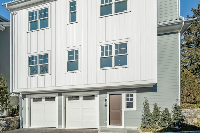 view of front of property with an attached garage