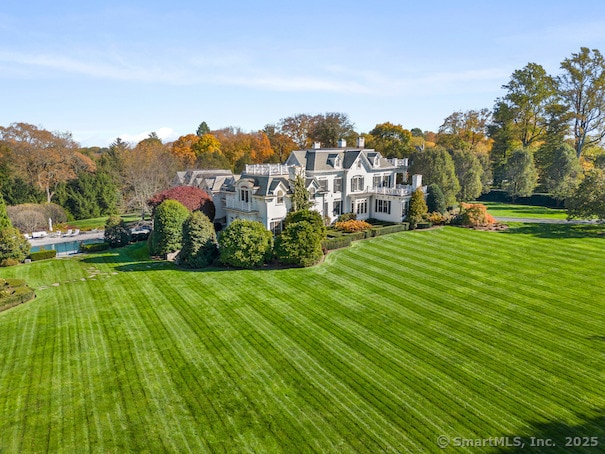 262 Brushy Ridge Rd, New Canaan, CT 06840 - view of grassy yard