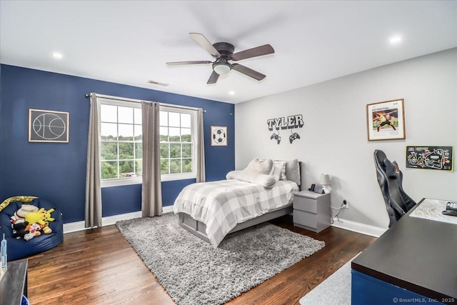 55 Country Woods Ln, Southbury, CT 06488 - bedroom with dark wood finished floors, recessed lighting, visible vents, ceiling fan, and baseboards