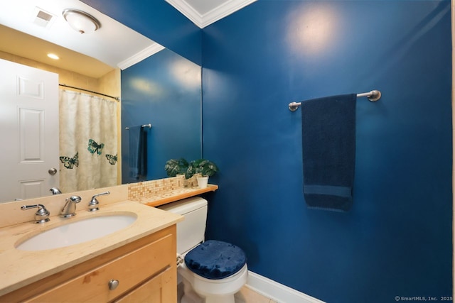 full bathroom featuring toilet, baseboards, visible vents, and ornamental molding