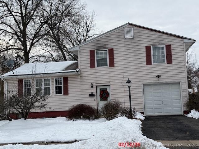 view of front of house featuring an attached garage