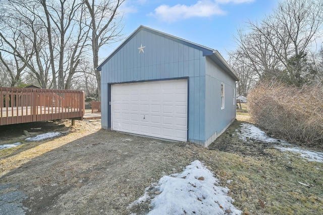 view of detached garage