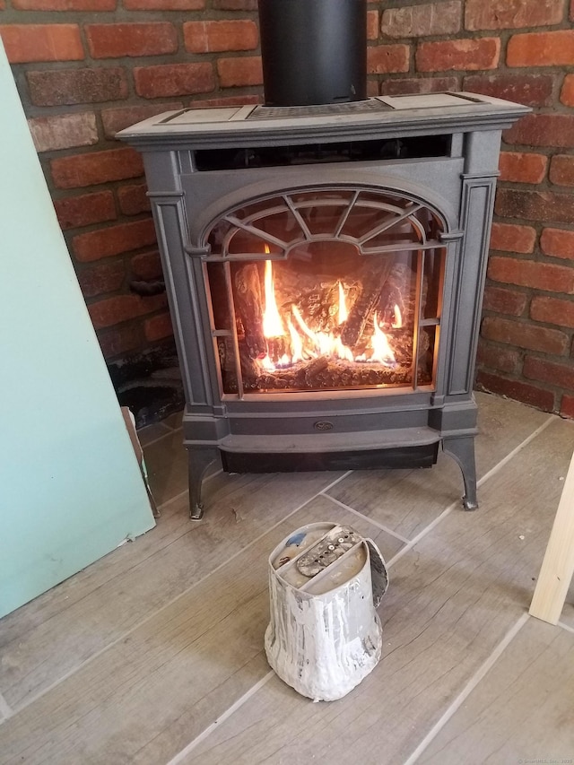 details featuring wood finished floors