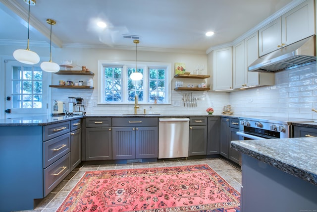 kitchen featuring open shelves, stainless steel appliances, visible vents, a sink, and under cabinet range hood