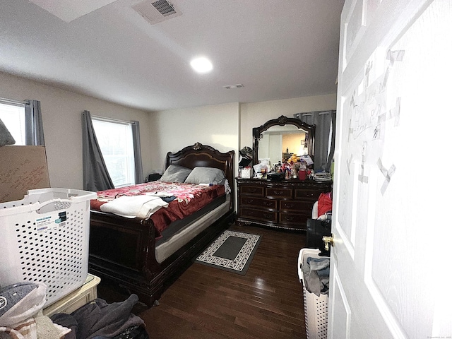 18 Soundview Ave, Norwalk, CT 06854 - bedroom featuring wood finished floors and visible vents