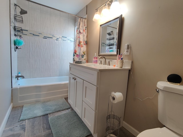 bathroom with baseboards, vanity, toilet, and shower / tub combo with curtain