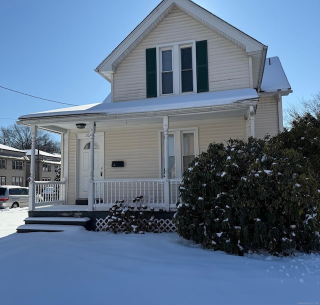 view of front of house featuring a porch