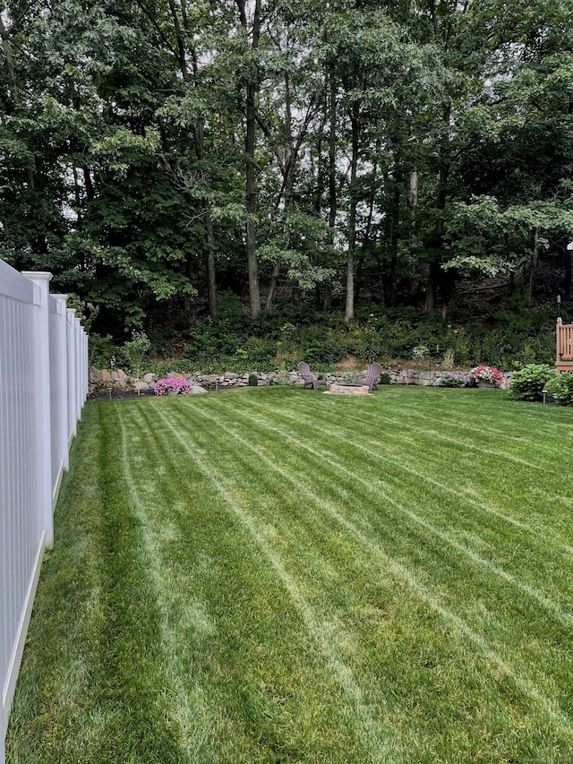 view of yard featuring fence