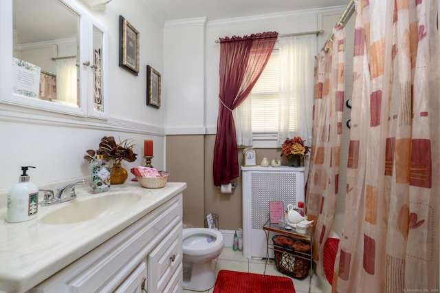 full bathroom featuring a shower with shower curtain, toilet, tile patterned flooring, crown molding, and vanity