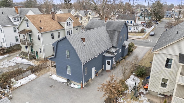 birds eye view of property featuring a residential view