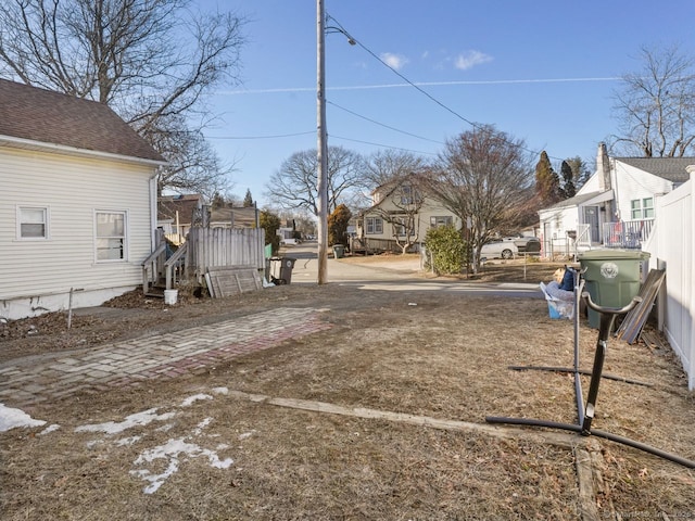 view of yard with a residential view