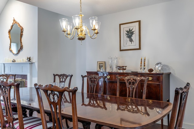 dining room with an inviting chandelier