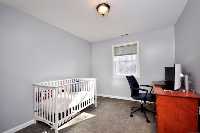 bedroom featuring carpet flooring, visible vents, and baseboards