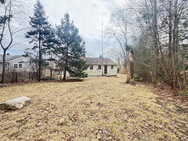 view of yard featuring fence