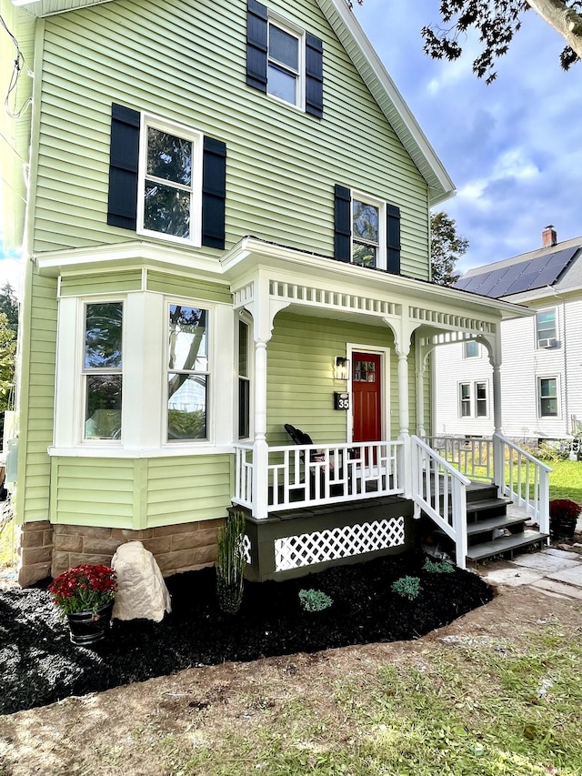 view of front facade featuring covered porch