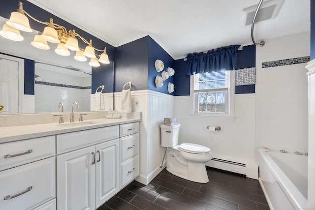 full bathroom featuring visible vents, wood tiled floor, toilet, wainscoting, and a baseboard radiator