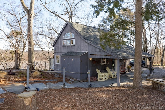 view of outbuilding