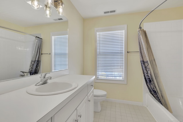 bathroom with visible vents, toilet, shower / tub combo, vanity, and baseboards