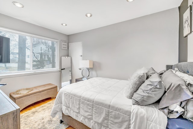 bedroom featuring recessed lighting