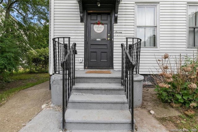 view of entrance to property