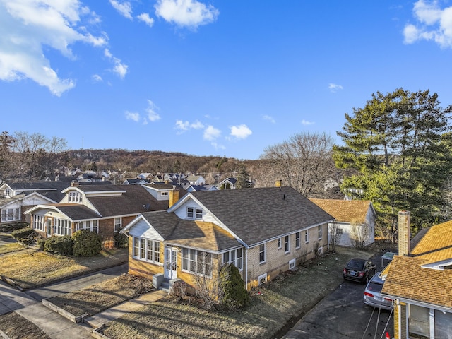 bird's eye view with a residential view